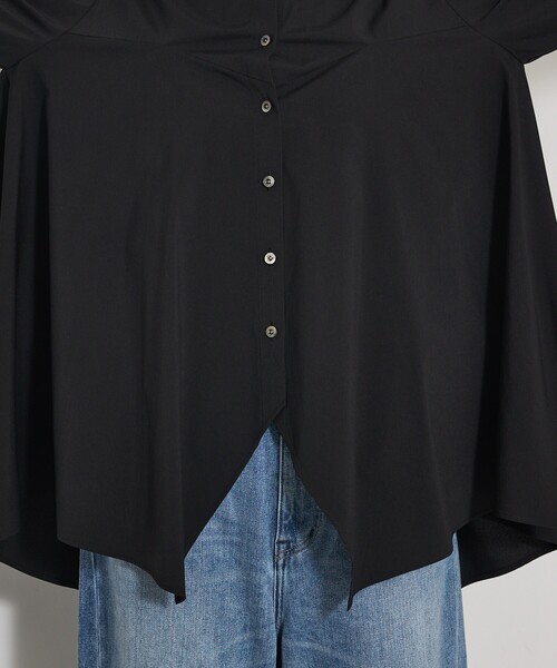 qualite(カリテ)の「【ニットにレイヤードしてもかわいい!】ランダムヘムシャツ/秋服/オフィスカジュアル(シャツ/ブラウス・レディース・オフホワイト/ブルー/ブラック・フリー)」の22枚目の写真