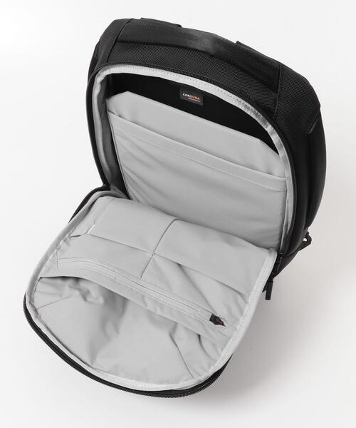 Aer（エアー）の「Aer　Slim Pack 2（バックパック/リュック・メンズ・ブラック・FREE）」の7枚目の写真