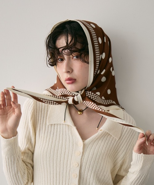 セール】ポルカドットトライアングルスカーフ（ストール/ショール