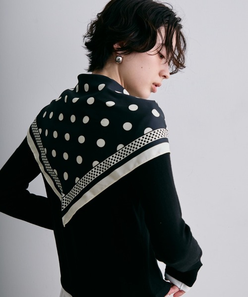 ポルカドットトライアングルスカーフ（ストール/ショール）｜Trish