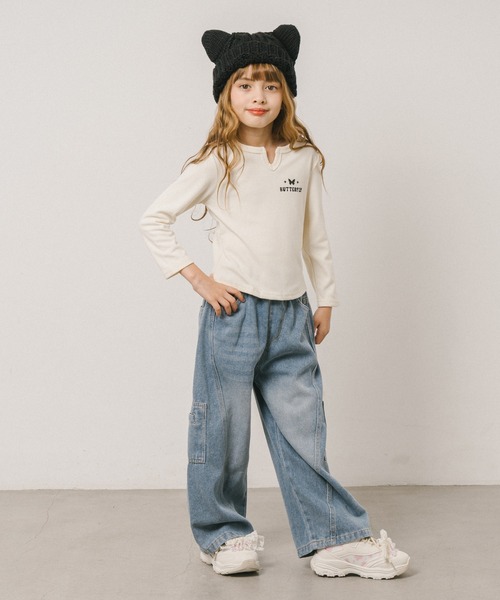 URBAN CHERRY（アーバンチェリー）の「カーブステッチカーゴデニムパンツ（デニムパンツ・キッズ・ブルー・110cm/120cm/140cm/130cm/150cm）」の12枚目の写真