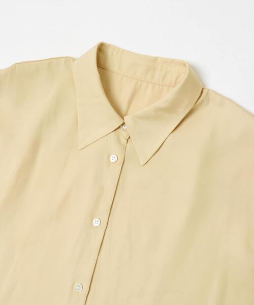 URBAN RESEARCH（アーバンリサーチ）の「レギュラーカラーシルキーシャツ（Tシャツ/カットソー・レディース・オフホワイト/ライトベージュ・FREE）」の5枚目の写真