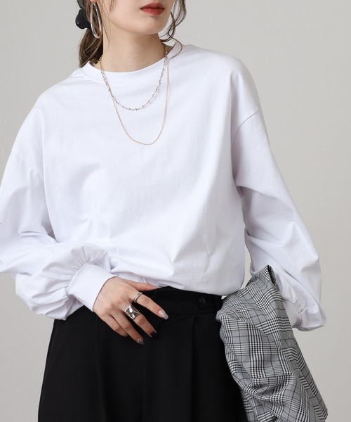 OMNES(オムネス)の「袖ボリューム長袖Tシャツ(Tシャツ/カットソー・レディース・グレー/ホワイト・FREE)」の4枚目の写真