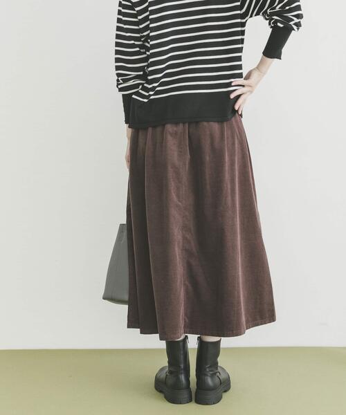 ITEMS URBANRESEARCH（アイテムズ アーバンリサーチ）の「Souplement Croduroy Skirt（スカート・レディース・ブラック/ホワイト系その他/ブラウン・FREE）」の22枚目の写真
