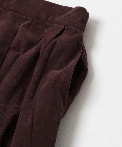 ITEMS URBANRESEARCH（アイテムズ アーバンリサーチ）の「Souplement Croduroy Skirt（スカート・レディース・ブラック/ホワイト系その他/ブラウン・FREE）」の16枚目の写真