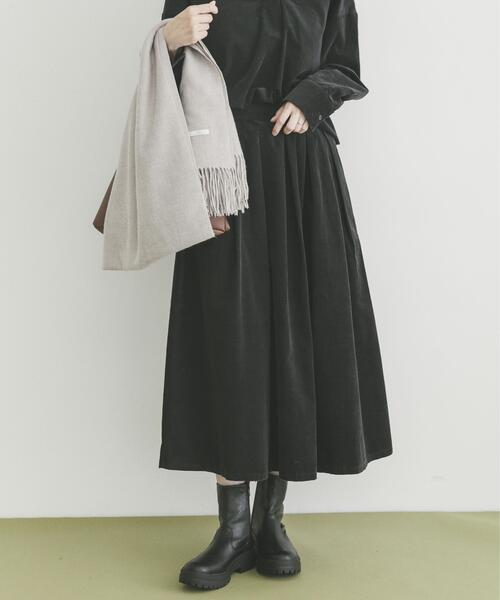 ITEMS URBANRESEARCH（アイテムズ アーバンリサーチ）の「Souplement Croduroy Skirt（スカート・レディース・ブラック/ホワイト系その他/ブラウン・FREE）」の8枚目の写真