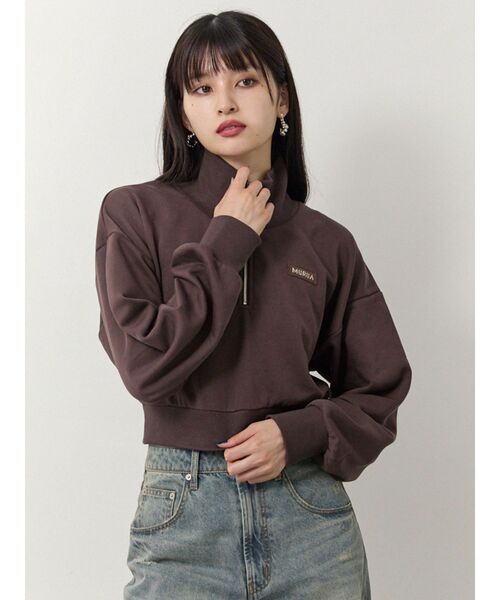 MURUA（ムルーア）の「シャツレイヤードハーフジップスウェット（スウェット・レディース・グレー/ネイビー/ブラウン・FREE）」の10枚目の写真