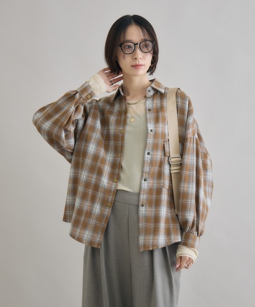 Paradise Picnic（パラダイスピクニック）の「ポケ付起毛チェックビッグシャツ（シャツ/ブラウス・レディース・ブルー/チャコールグレー/キャメル・FREE）」の18枚目の写真