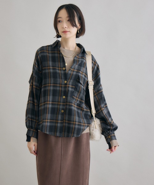 Paradise Picnic（パラダイスピクニック）の「ポケ付起毛チェックビッグシャツ（シャツ/ブラウス・レディース・ブルー/チャコールグレー/キャメル・FREE）」の12枚目の写真