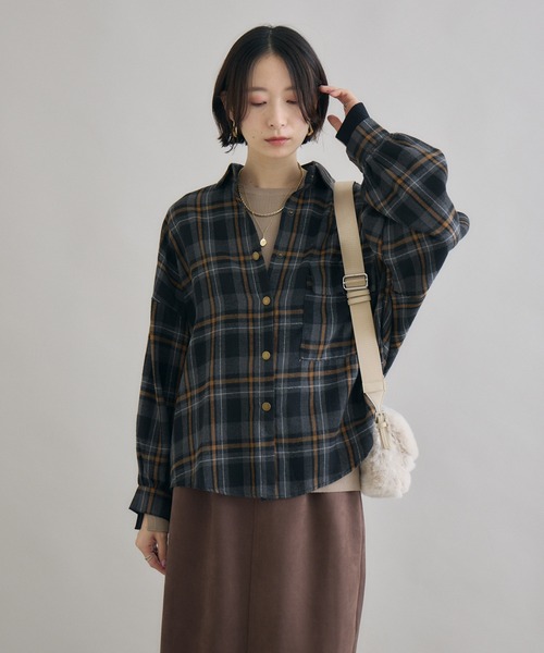 Paradise Picnic（パラダイスピクニック）の「ポケ付起毛チェックビッグシャツ（シャツ/ブラウス・レディース・ブルー/チャコールグレー/キャメル・FREE）」の13枚目の写真