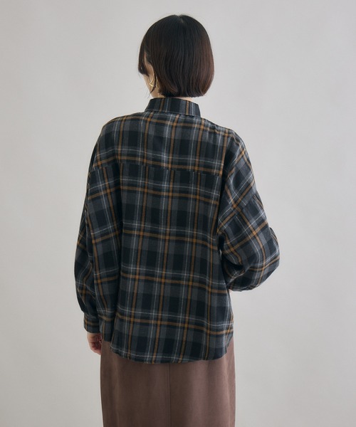 Paradise Picnic（パラダイスピクニック）の「ポケ付起毛チェックビッグシャツ（シャツ/ブラウス・レディース・ブルー/チャコールグレー/キャメル・FREE）」の16枚目の写真