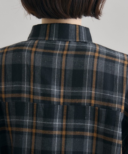 Paradise Picnic（パラダイスピクニック）の「ポケ付起毛チェックビッグシャツ（シャツ/ブラウス・レディース・ブルー/チャコールグレー/キャメル・FREE）」の8枚目の写真