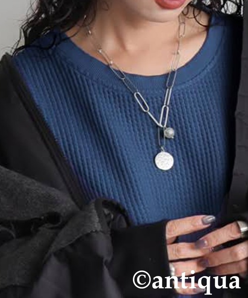 antiqua(アンティカ)の「ワッフル トップス(Tシャツ/カットソー・レディース・ブラック/パープル/レッド/カーキ/ブルー/スミクロ/グレイッシュベージュ・P/R)」の18枚目の写真