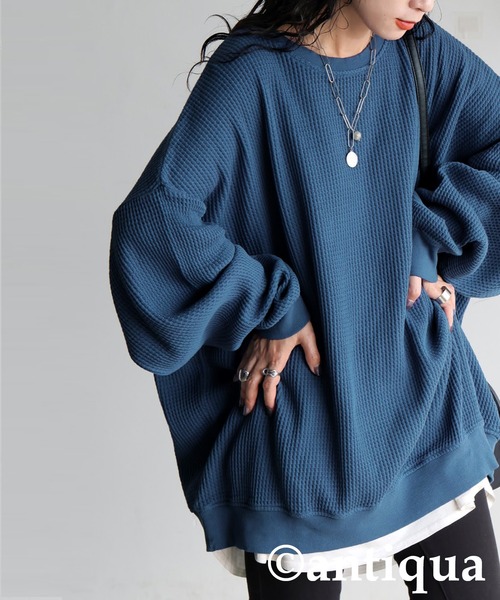 antiqua(アンティカ)の「ワッフル トップス(Tシャツ/カットソー・レディース・ブラック/パープル/レッド/カーキ/ブルー/スミクロ/グレイッシュベージュ・P/R)」の21枚目の写真