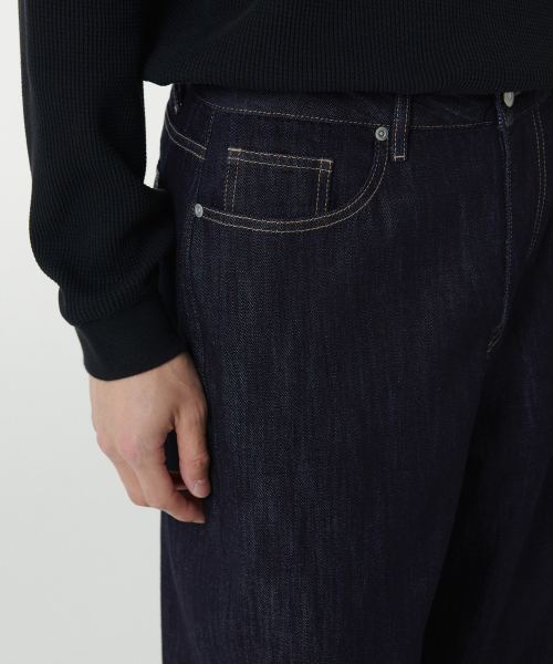 MUSINSA STANDARD（ムシンサスタンダード）の「リネンライクエクストラワイドデニムパンツ[ディープインディゴ]（デニムパンツ・メンズ・その他・26/27/28/29/36/34/32/30/31/33/40/38/42）」の5枚目の写真