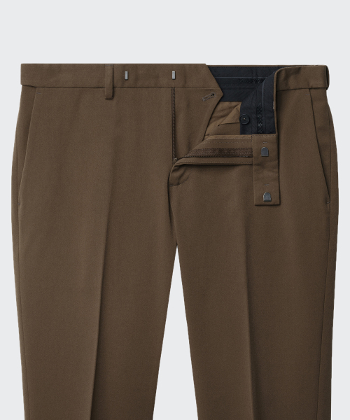 MUSINSA STANDARD（ムシンサスタンダード）の「テーパード隠しバンディングクロップドスラックス[ブラウン]（スラックス・メンズ・その他・26/27/28/29/38/42/32/30/31/33）」の3枚目の写真