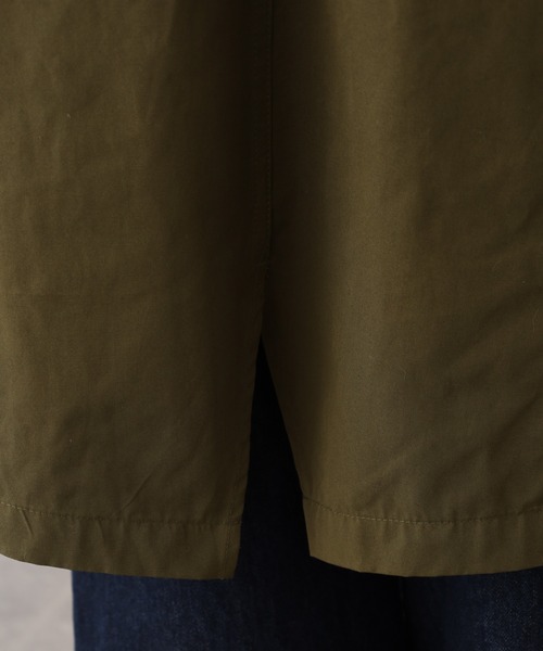 OMNES（オムネス）の「撥水加工マウンテンパーカー ロング（マウンテンパーカー・レディース・キャメル/カーキ・M）」の20枚目の写真