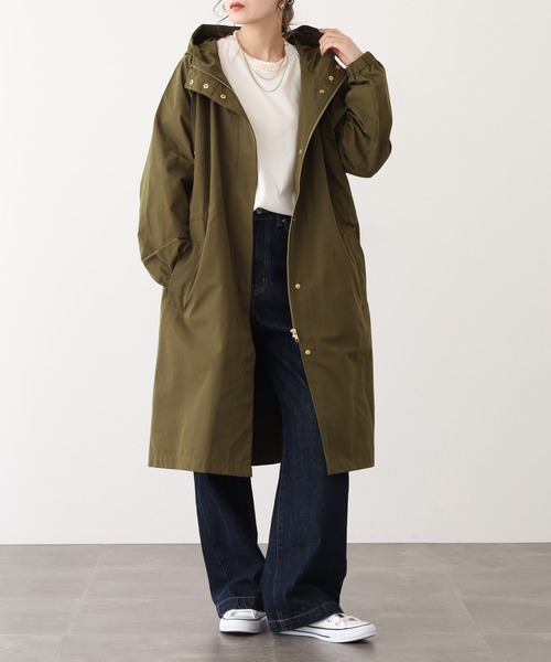 OMNES（オムネス）の「撥水加工マウンテンパーカー ロング（マウンテンパーカー・レディース・キャメル/カーキ・M）」の3枚目の写真