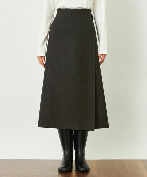 MACKINTOSH PHILOSOPHY（ﾏｯｷﾝﾄｯｼｭ ﾌｨﾛｿﾌｨｰ）の「GREY LABEL ウールフラノラップスカート（スカート・レディース・チャコールグレー/カーキ・1/2）」の7枚目の写真