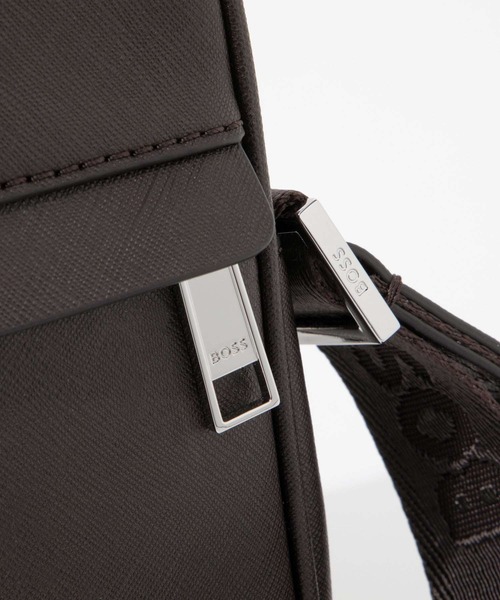 BOSS（ボス）の「BOSS Zair NS zip ボス ザイル レポーター ショルダーバッグ（ショルダーバッグ・メンズ・ダークブラウン・FREE）」の10枚目の写真