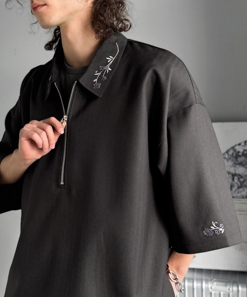 Classical Origin(クラシカルオリジン)の「「高見え確定。」刺繍デザインジップシャツ/Embroidered Design Zip Shirt(シャツ/ブラウス・メンズ・ブラック/グレー・LARGE/SMALL/MEDIUM)」の4枚目の写真