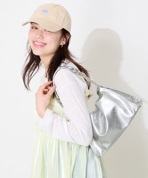 MISCH MASCH(ミッシュマッシュ)の「ソフトレザースクエアハンドバッグ(ハンドバッグ・レディース・シルバー/ブラック・フリ-)」の10枚目の写真