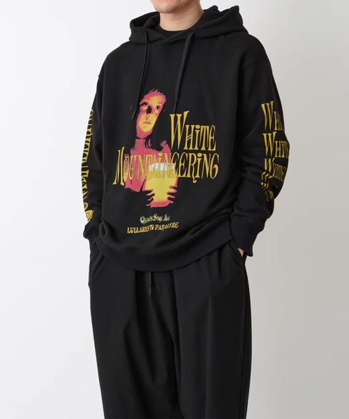 WHITE MOUNTAINEERING（ホワイトマウンテニアリング）の「【White Mountaineering/ホワイトマウンテニアリング】QOTSA LULLABIES TO PARALYZE HOODIE（パーカー・メンズ・ブラック・1/2/3）」の2枚目の写真