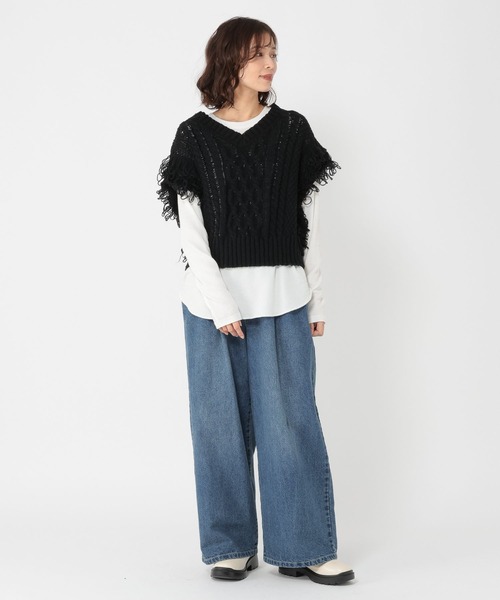 studio CLIP(スタディオクリップ)の「3ゲージフリンジニットベスト(ベスト・レディース・オフホワイト/ブラック・FREE)」の12枚目の写真