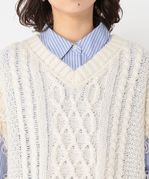 studio CLIP(スタディオクリップ)の「3ゲージフリンジニットベスト(ベスト・レディース・オフホワイト/ブラック・FREE)」の16枚目の写真