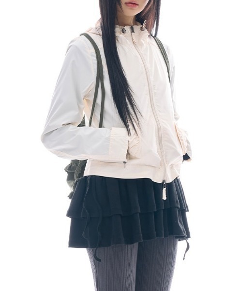 Vipoa(ヴィポア)の「フリルデザインナップサック(バックパック/リュック・レディース・ベージュ/ブラウン/グリーン・FREE)」の9枚目の写真