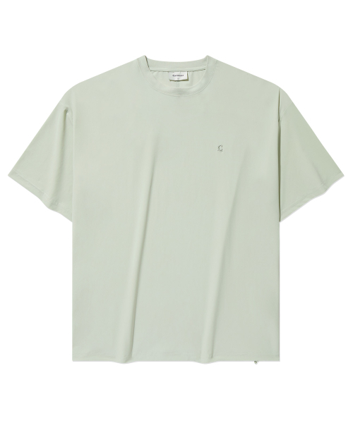 COVERNAT(カバーナット)の「シンボルクールテックTシャツライトカーキ(Tシャツ/カットソー・レディース・その他・X-SMALL/SMALL/MEDIUM/LARGE/X-LARGE/XX-LARGE)」の2枚目の写真