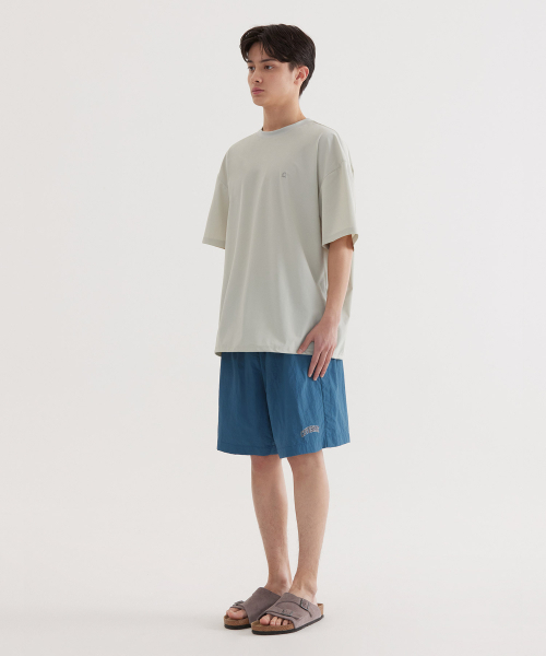 COVERNAT(カバーナット)の「シンボルクールテックTシャツライトカーキ(Tシャツ/カットソー・レディース・その他・X-SMALL/SMALL/MEDIUM/LARGE/X-LARGE/XX-LARGE)」の5枚目の写真