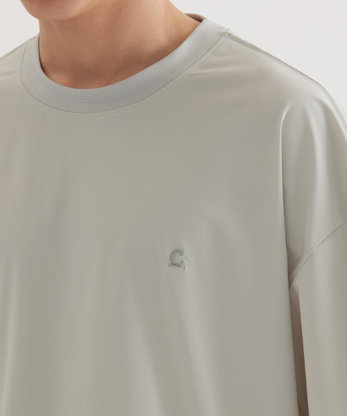 COVERNAT(カバーナット)の「シンボルクールテックTシャツライトカーキ(Tシャツ/カットソー・レディース・その他・X-SMALL/SMALL/MEDIUM/LARGE/X-LARGE/XX-LARGE)」の7枚目の写真