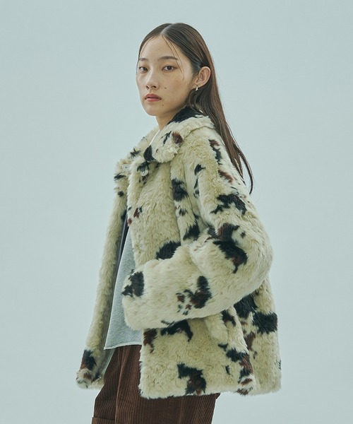 ROSE BUD(ローズバッド)の「FAUX FUR COAT(その他アウター・レディース・オフホワイト/ブラウン・ONE SIZE)」の4枚目の写真