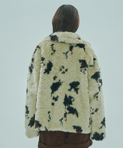 ROSE BUD(ローズバッド)の「FAUX FUR COAT(その他アウター・レディース・オフホワイト/ブラウン・ONE SIZE)」の5枚目の写真