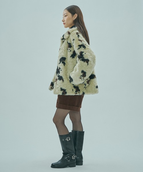 ROSE BUD(ローズバッド)の「FAUX FUR COAT(その他アウター・レディース・オフホワイト/ブラウン・ONE SIZE)」の11枚目の写真