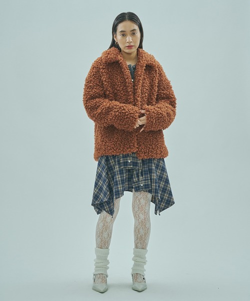 ROSE BUD(ローズバッド)の「FAUX FUR COAT(その他アウター・レディース・オフホワイト/ブラウン・ONE SIZE)」の8枚目の写真