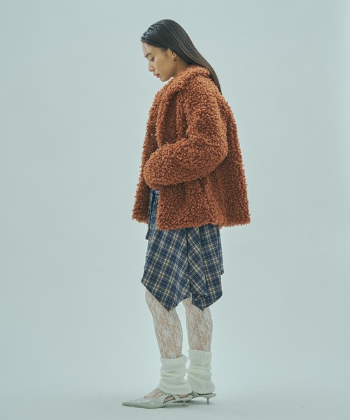 ROSE BUD(ローズバッド)の「FAUX FUR COAT(その他アウター・レディース・オフホワイト/ブラウン・ONE SIZE)」の9枚目の写真