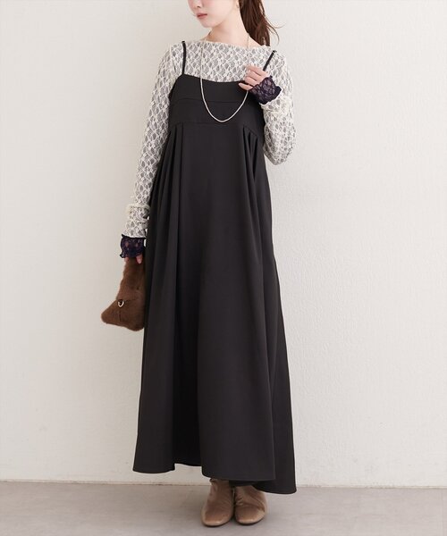 natural couture（ナチュラルクチュール）の「タックキャミワンピース（ワンピース・レディース・アイボリー/グレイッシュベージュ/ブラック・FREE）」の2枚目の写真