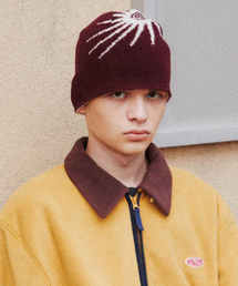 WMC（ダブリューエムシー）の「ブラックホールビーニー_バーガンディ（ニットキャップ/ビーニー）」