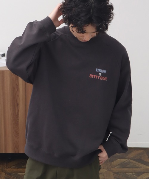 VISION STREET WEAR(ヴィジョンストリートウェア)の「【VISION STREET WEAR/ヴィジョンストリートウェア】BETTY Hollywood Vintage Crewneck Sweat/ベティーハリウッド ヴィンテージ クルーネックスウェット(スウェット・メンズ・オフホワイト/チャコールグレー/ホワイト系その他・LL/L/M)」の5枚目の写真