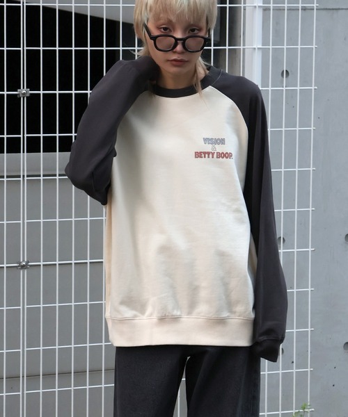 VISION STREET WEAR(ヴィジョンストリートウェア)の「【VISION STREET WEAR/ヴィジョンストリートウェア】BETTY Hollywood Vintage Crewneck Sweat/ベティーハリウッド ヴィンテージ クルーネックスウェット(スウェット・メンズ・オフホワイト/チャコールグレー/ホワイト系その他・LL/L/M)」の10枚目の写真