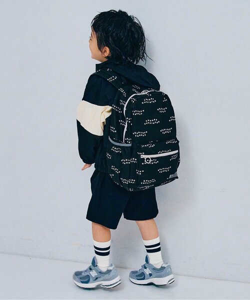 p.premier（ピードットプルミエ）の「ヘビロテしたい総柄リュック（バックパック/リュック・キッズ・ブラック/オフホワイト/レッド/イエロー・SMALL/MEDIUM）」の6枚目の写真