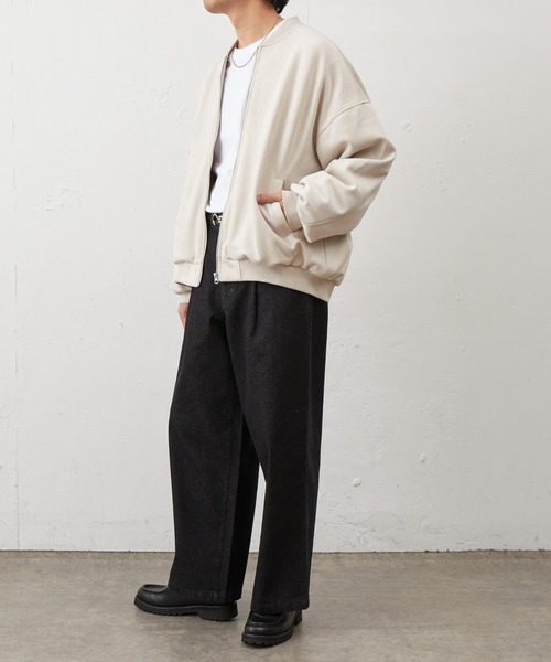 COLONY 2139（コロニートゥーワンスリーナイン）の「シンセティックスエードMA-1（MA-1・メンズ・アイボリー/ブラック/チャコールグレー・MEDIUM/LARGE）」の19枚目の写真