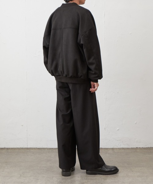 COLONY 2139（コロニートゥーワンスリーナイン）の「シンセティックスエードMA-1（MA-1・メンズ・アイボリー/ブラック/チャコールグレー・MEDIUM/LARGE）」の4枚目の写真