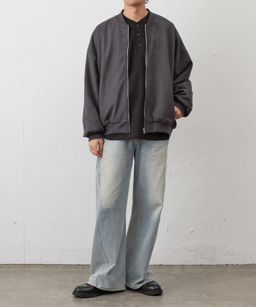 COLONY 2139（コロニートゥーワンスリーナイン）の「シンセティックスエードMA-1（MA-1・メンズ・アイボリー/ブラック/チャコールグレー・MEDIUM/LARGE）」の10枚目の写真