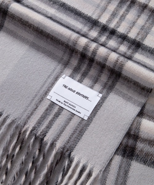 THE INOUE BROTHERS(ザイノウエブラザーズ)の「【THE INOUE BROTHERS/ザイノウエブラザーズ】Brushed Scarf Check(マフラー・メンズ・グレー/ブラック・FREE)」の4枚目の写真