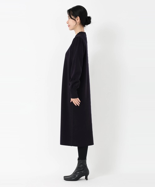 STRAWBERRY-FIELDS（ストロベリーフィールズ）の「リッシュウール_バックパールニットワンピース（ワンピース・レディース・ブラック/ピンク系その他/ネイビー・2）」の6枚目の写真