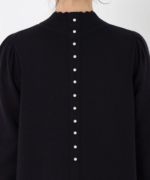 STRAWBERRY-FIELDS（ストロベリーフィールズ）の「リッシュウール_バックパールニットワンピース（ワンピース・レディース・ブラック/ピンク系その他/ネイビー・2）」の9枚目の写真