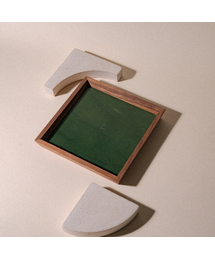 BONNE CHANCE（ボンヌシャンス）の「Walnut Wood Tray Classic - Oil Green（インテリア雑貨）」